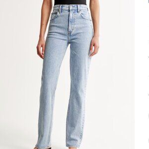 Abercrombie & Fitch 90's straight ultra high rise jeans - light wash